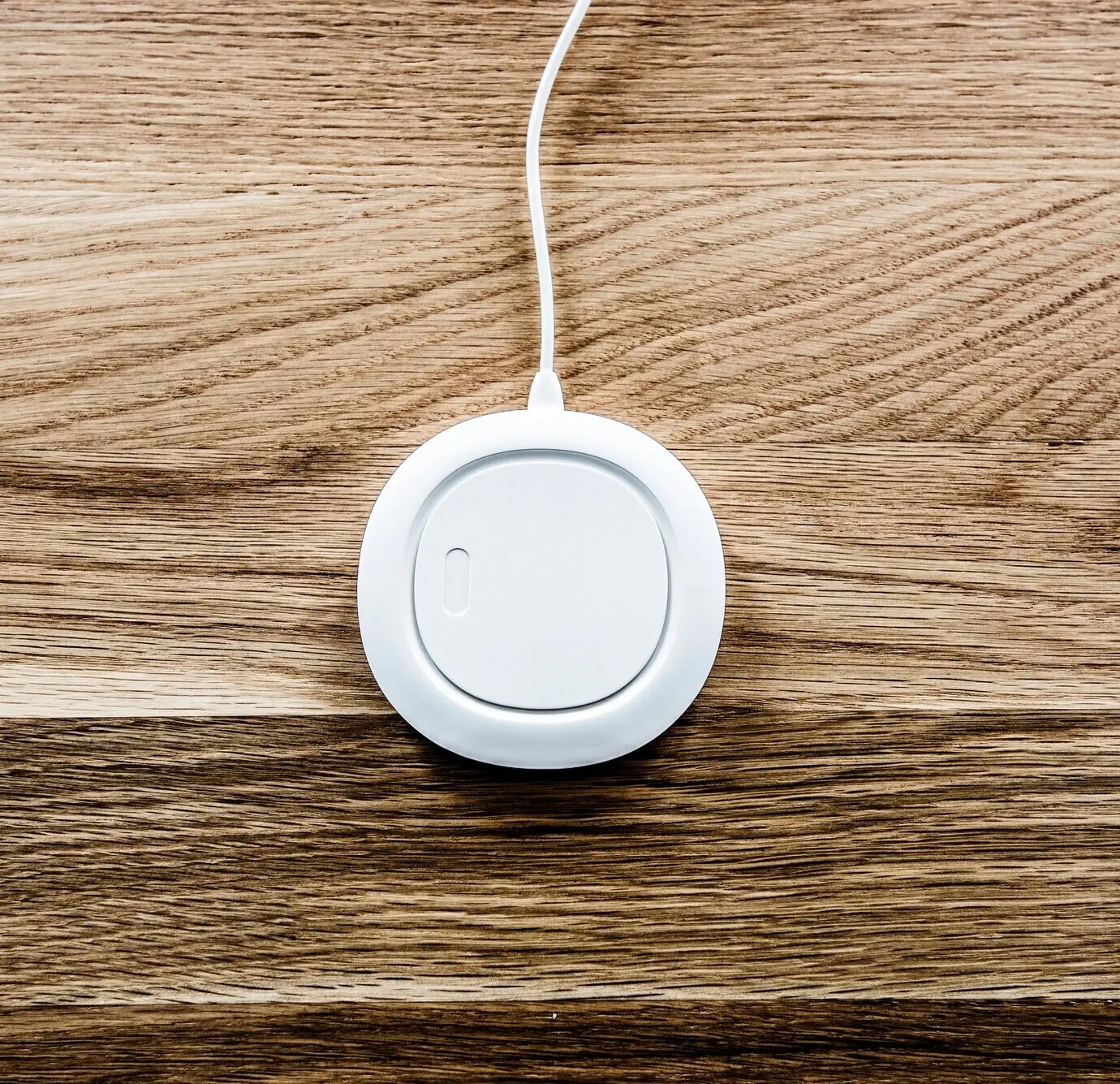 Advanced technology concept for an innovative smartphone charger